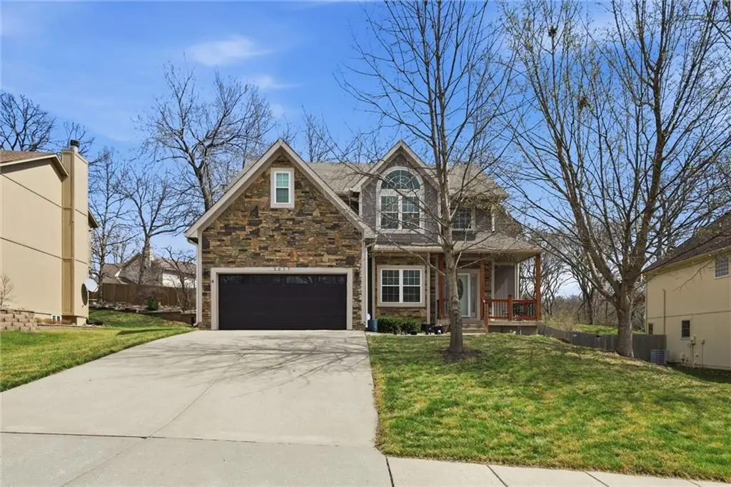 5017 N Washington Street, Gladstone, MO 64118 - #1