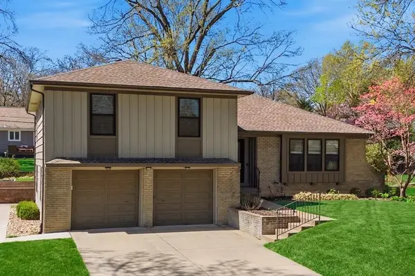 6348 Reeds Drive, Mission, KS 66202