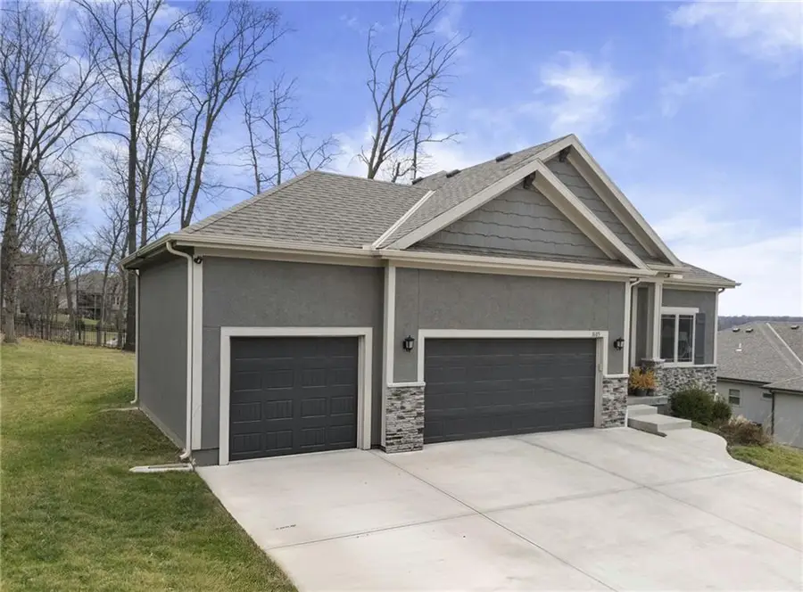 1605 NW 59th Street, Kansas City, MO 64118 - #2