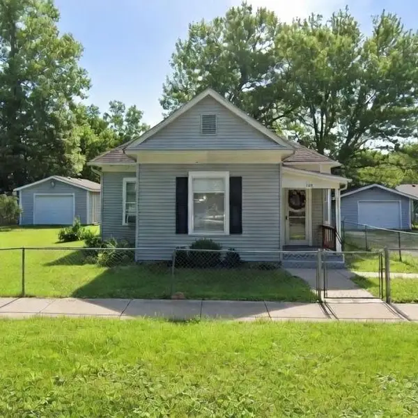 743 S Locust Street, Ottawa, KS 66067