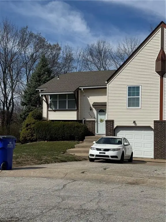 7402 Englewood Lane, Raytown, MO 64133