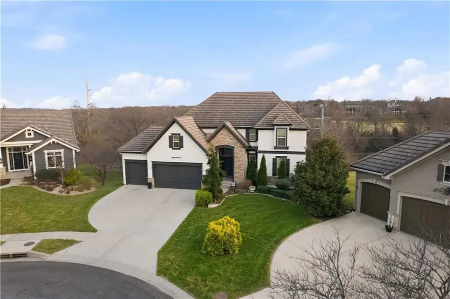 9014 Chestnut Street, Lenexa, KS 66220 - #3