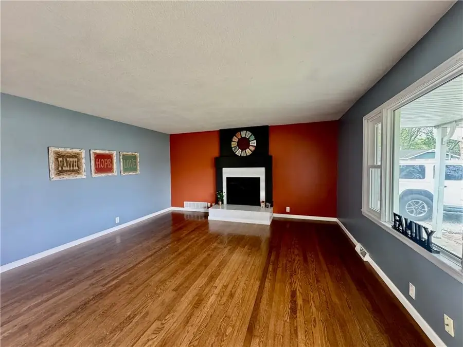 601 S Troost Street, Olathe, KS 66061 - #2