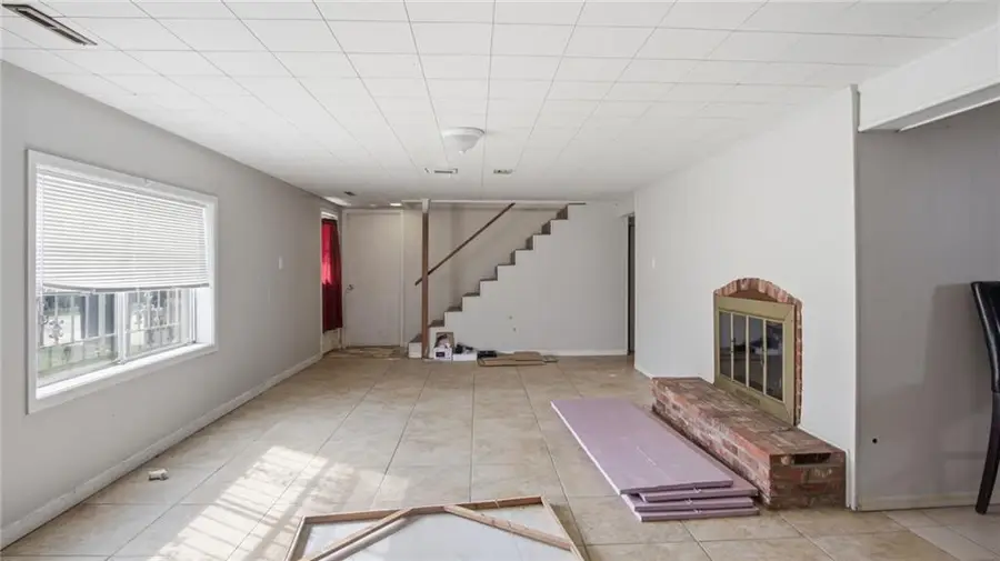 6305 Ralston Avenue, Raytown, MO 64133 - #2