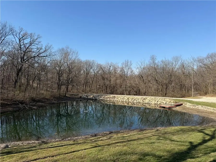 8016 NW Hampton Road, Kansas City, MO 64152 - #2