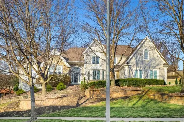 5929 N Mattox Road, Kansas City, MO 64151