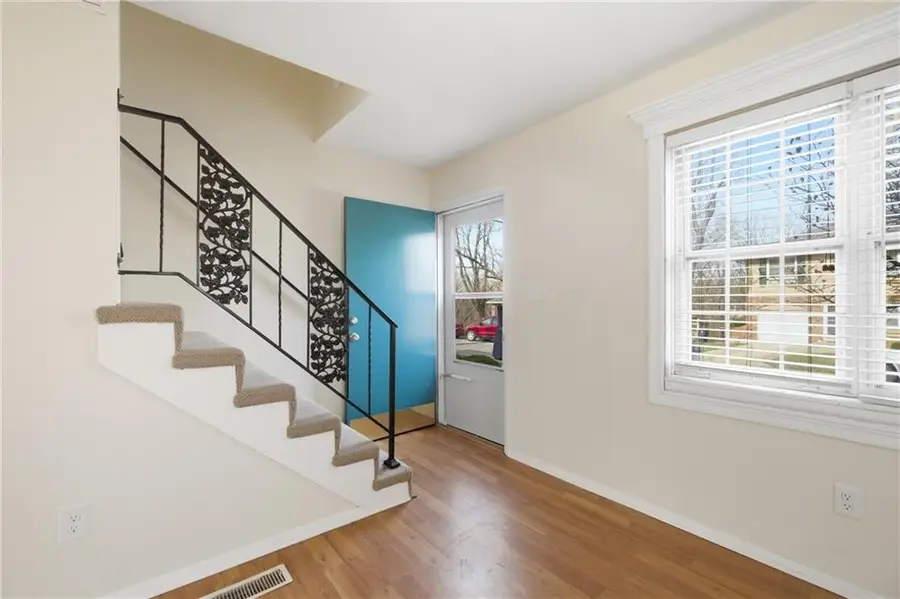 7136 NW Country Club Lane, Kansas City, MO 64152 - #3