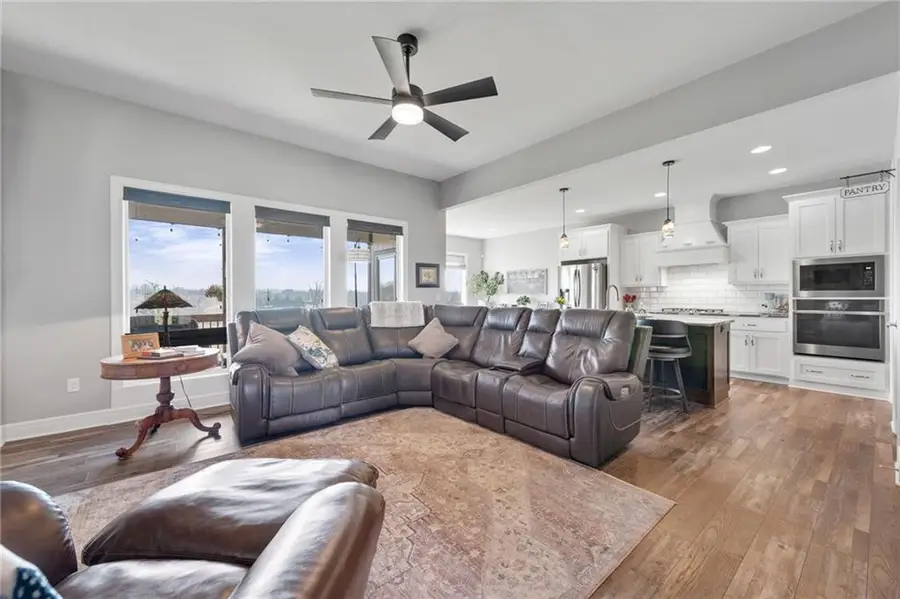 5003 N 145th Street, Basehor, KS 66007 - #3