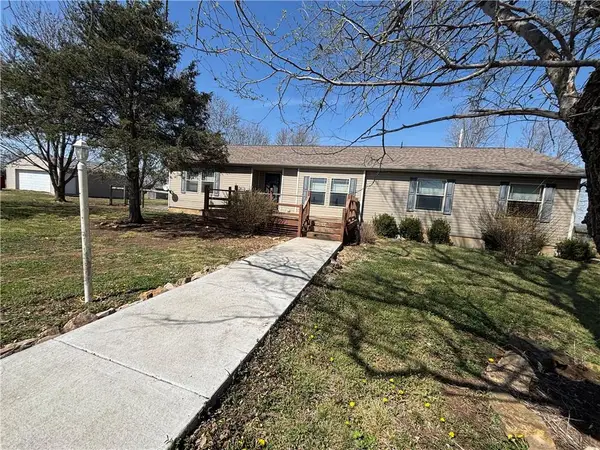 2233 Native Road, Fort Scott, KS 66701