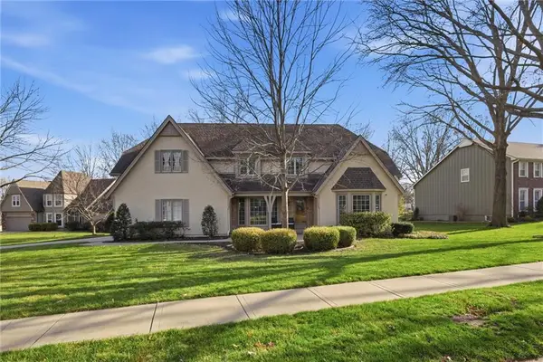 12333 Pembroke Lane, Leawood, KS 66209