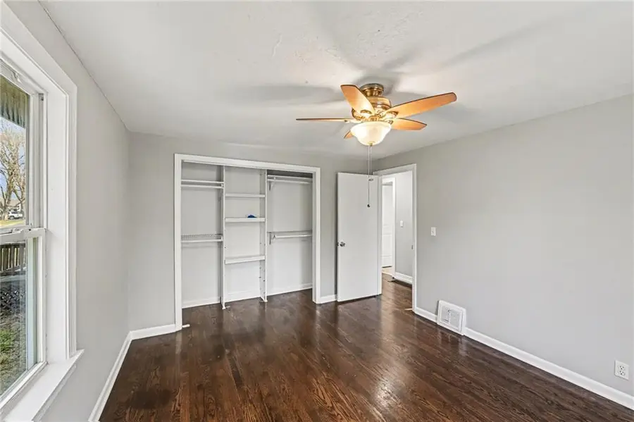 5715 Cedar Avenue, Raytown, MO 64133 - #2