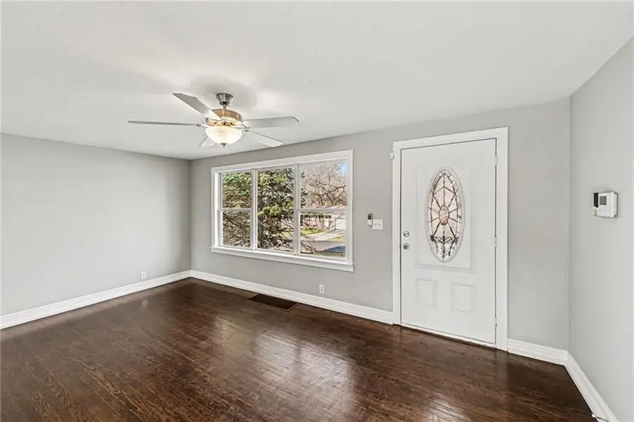 5715 Cedar Avenue, Raytown, MO 64133 - #3