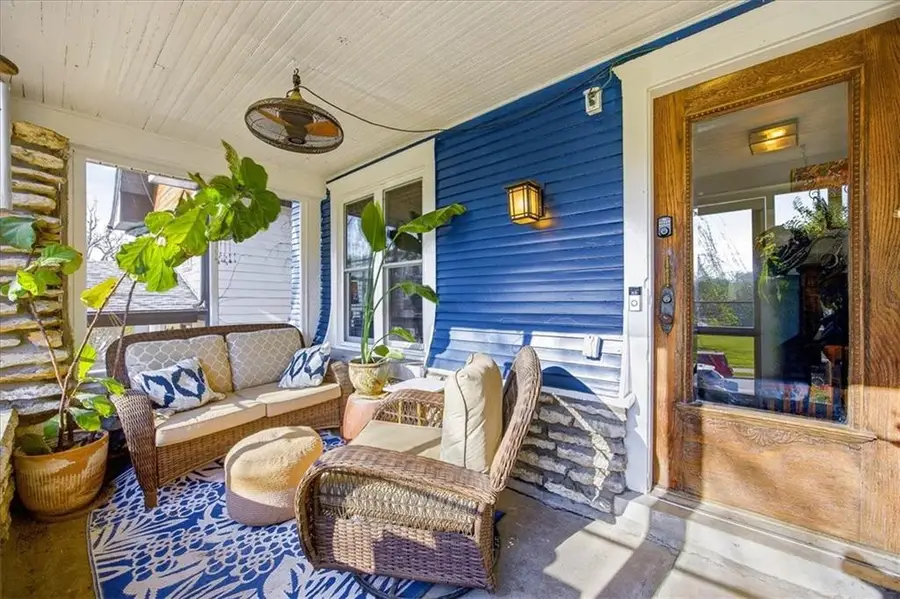 4142 Locust Street, Kansas City, MO 64110 - #3