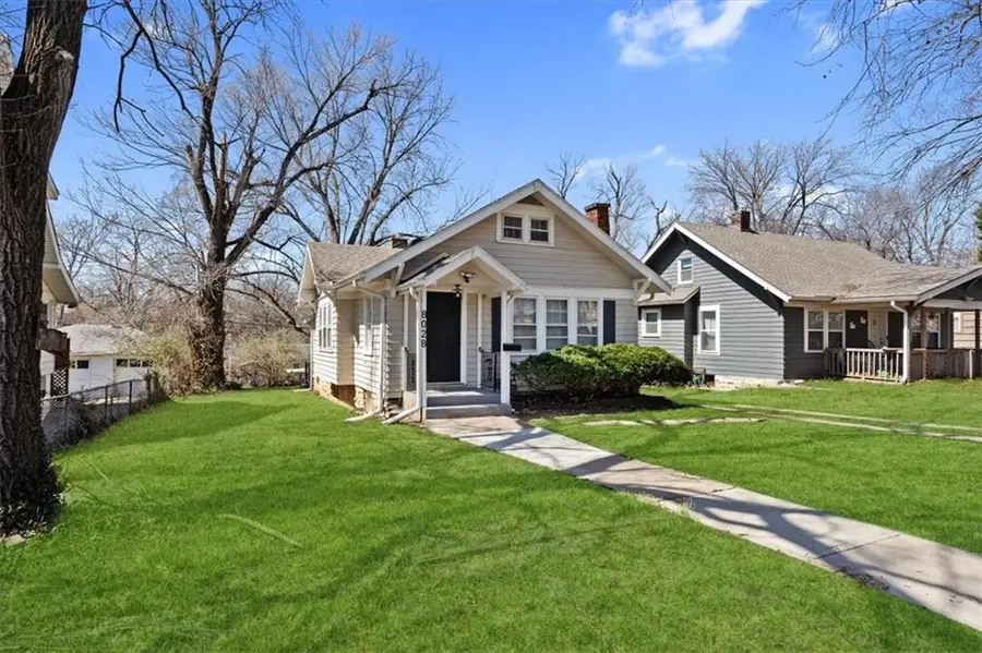 8028 Flora Avenue, Kansas City, MO 64131 - #2