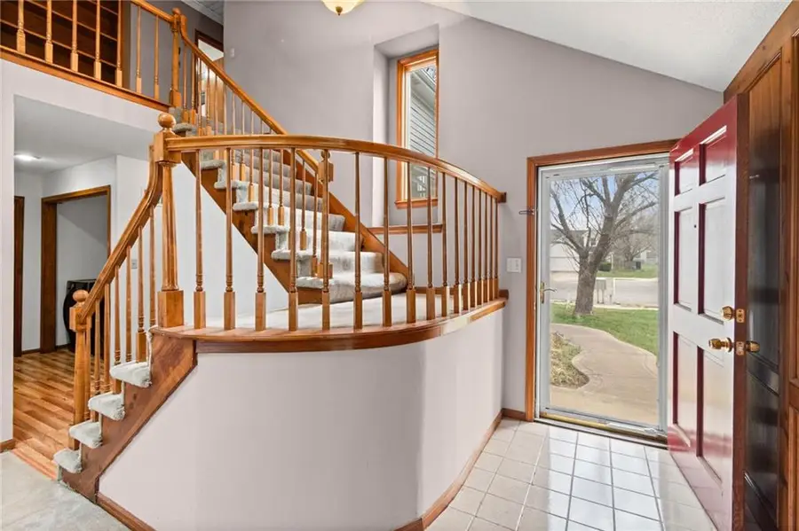 9002 W 120th Terrace, Overland Park, KS 66213 - #3