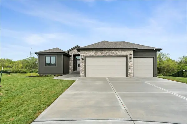 7810 NW Cadwallder Street, Kansas City, MO 64152