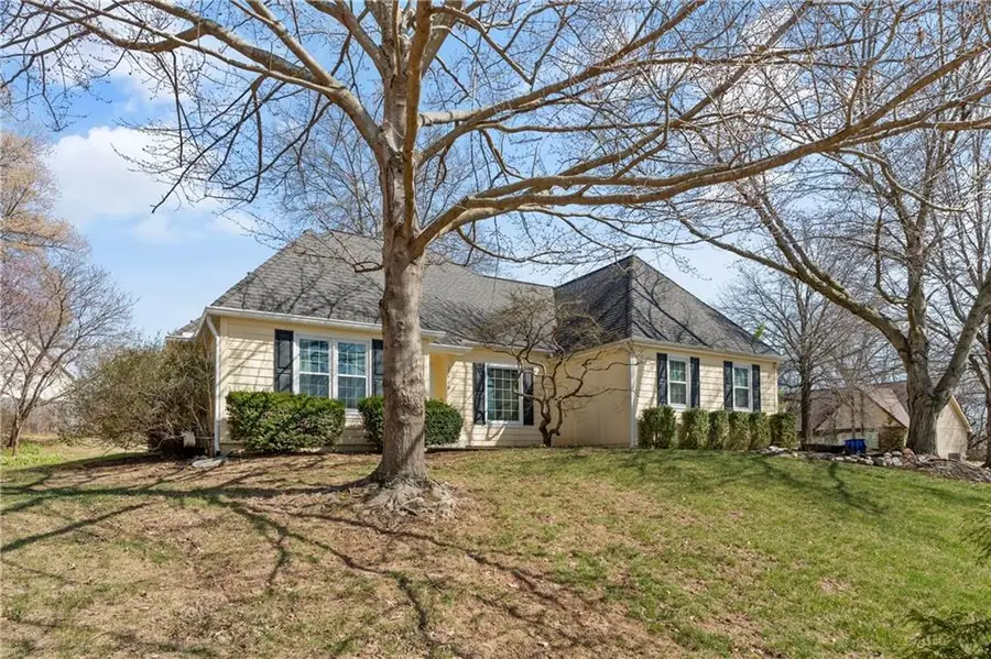 13416 W 70th Terrace, Shawnee, KS 66216 - #3