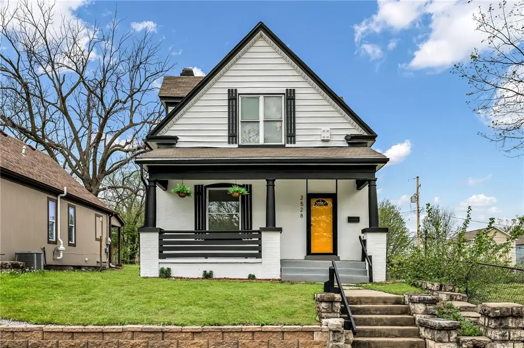 2528 Olive Street, Kansas City, MO 64127 - #1