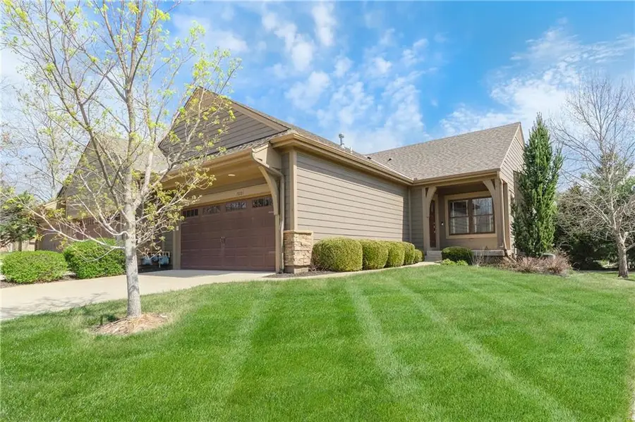 7807 W 158th Terrace, Overland Park, KS 66223 - #2