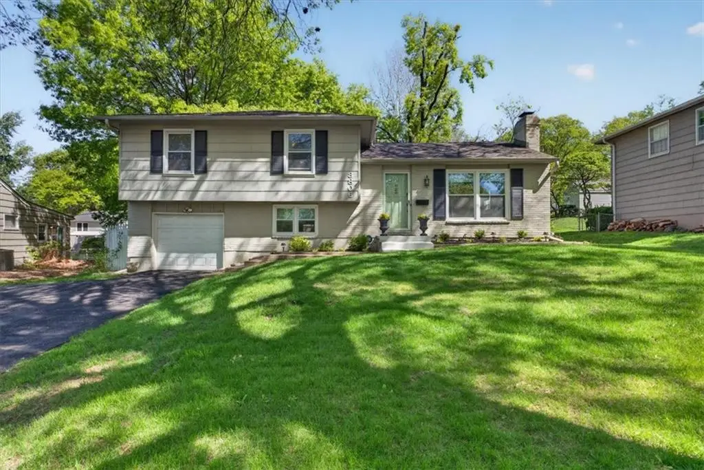 8806 W 72 Terrace, Overland Park, KS 66204 - #1