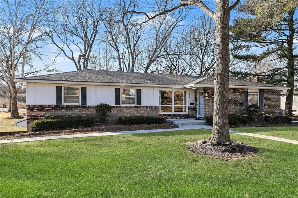 2822 N 83rd Terrace, Kansas City, KS 66109 - #1