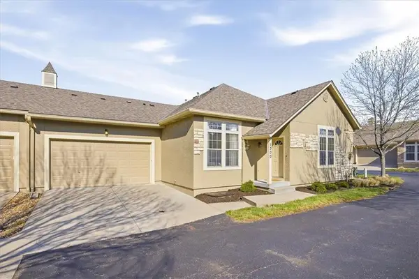 15632 S Church Street #1300, Olathe, KS 66062