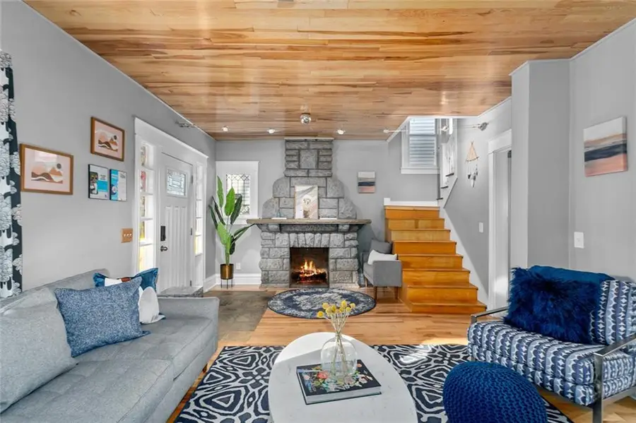 4031 Campbell Street, Kansas City, MO 64110 - #3