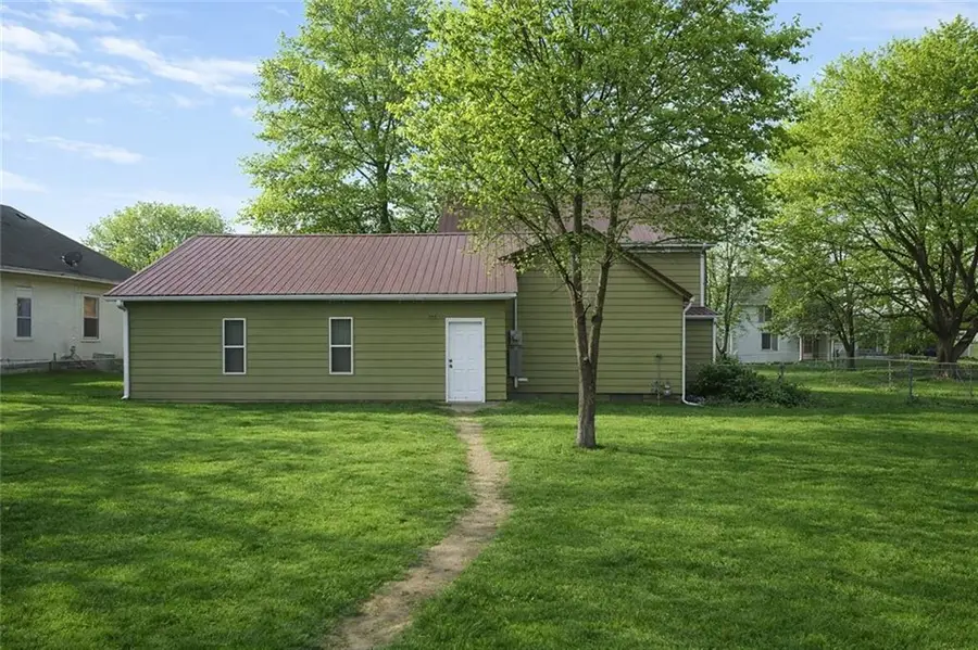 511 N Main Street, Corder, MO 64021 - #2