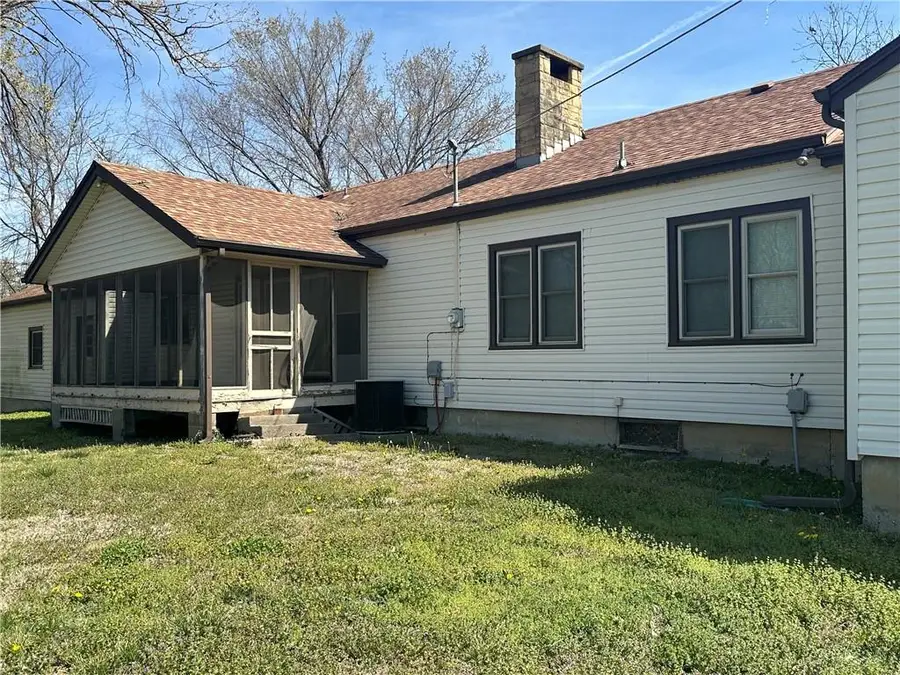 2515 N Pennsylvania Avenue, Independence, KS 67301 - #2