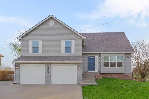 10319 N Virginia Avenue, Kansas City, MO 64155