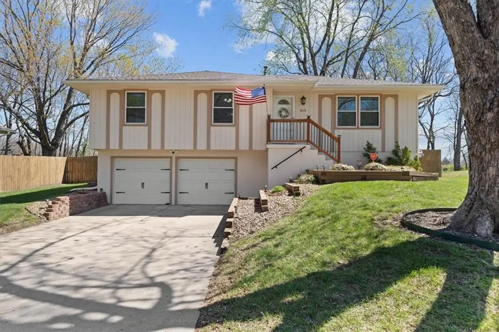 2113 S Owings Street, Oak Grove, MO 64075 - #1