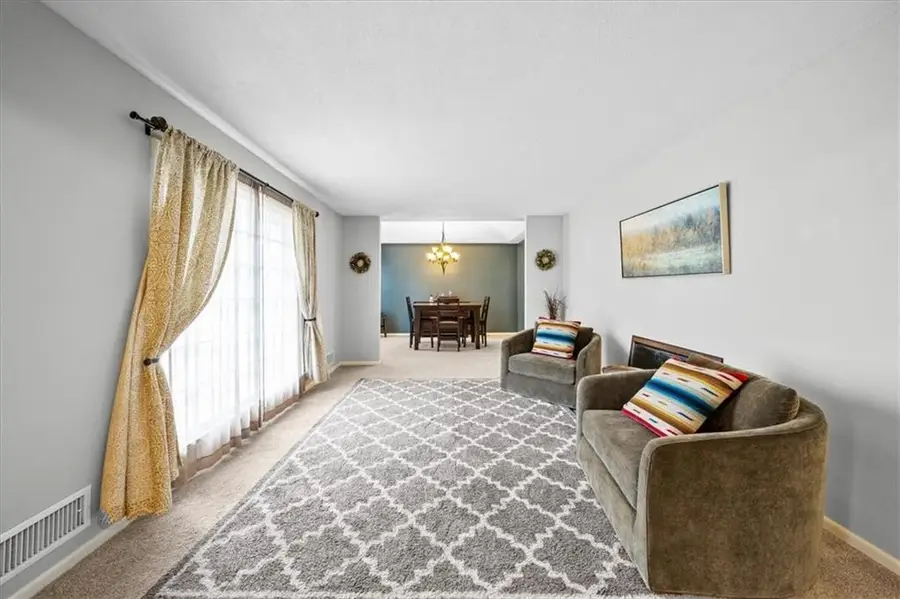 10219 Caenen Drive, Lenexa, KS 66215 - #2