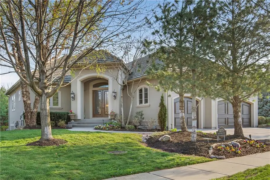 5275 W 150th Terrace, Leawood, KS 66224 - #2