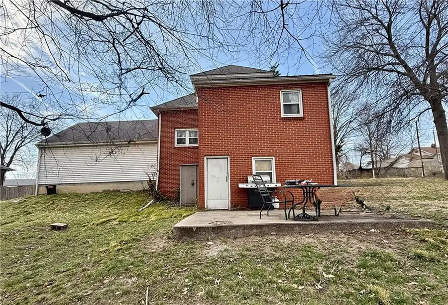 403 Chestnut Street, Richmond, MO 64085 - #2