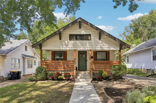 1010 E 76 Street, Kansas City, MO 64131