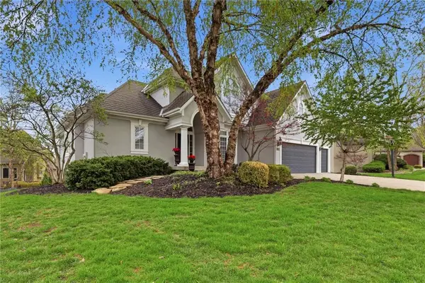 5728 W 146 Street, Overland Park, KS 66223