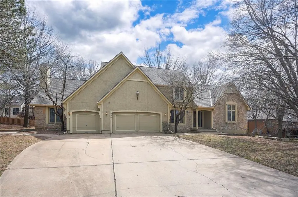 4417 W 130th Street, Leawood, KS 66209 - #1