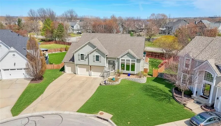 5425 Payne Court, Shawnee, KS 66226 - #3