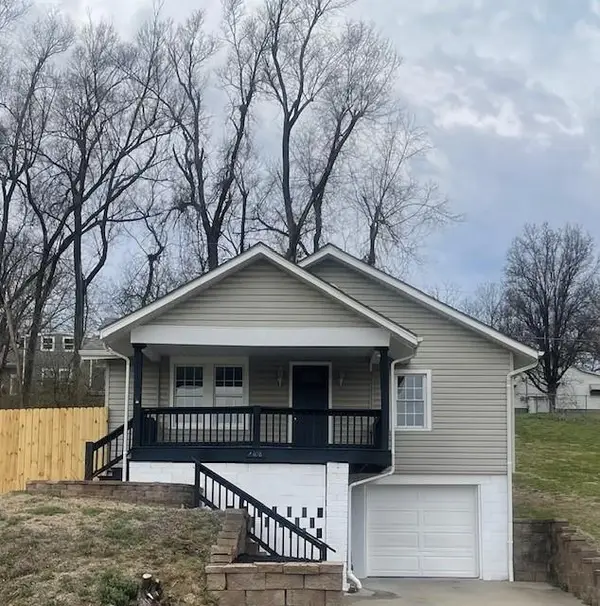 2408 N 3rd Street, St Joseph, MO 64505