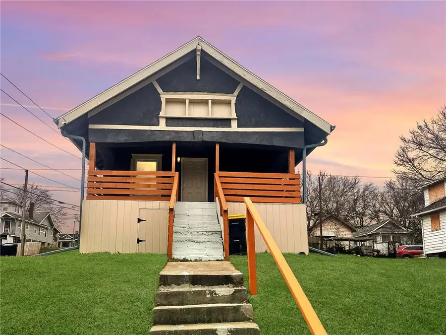 4242 College Avenue, Kansas City, MO 64130 - #2