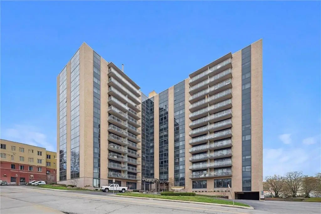 4545 Wornall Road #1210, Kansas City, MO 64111 - #1