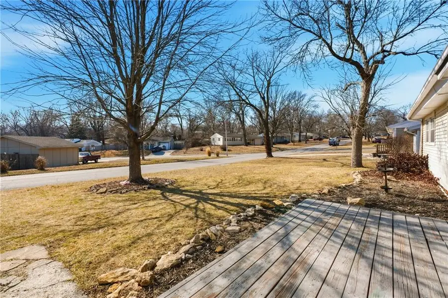 1002 Ne 62nd St N/a, Gladstone, MO 64118 - #3