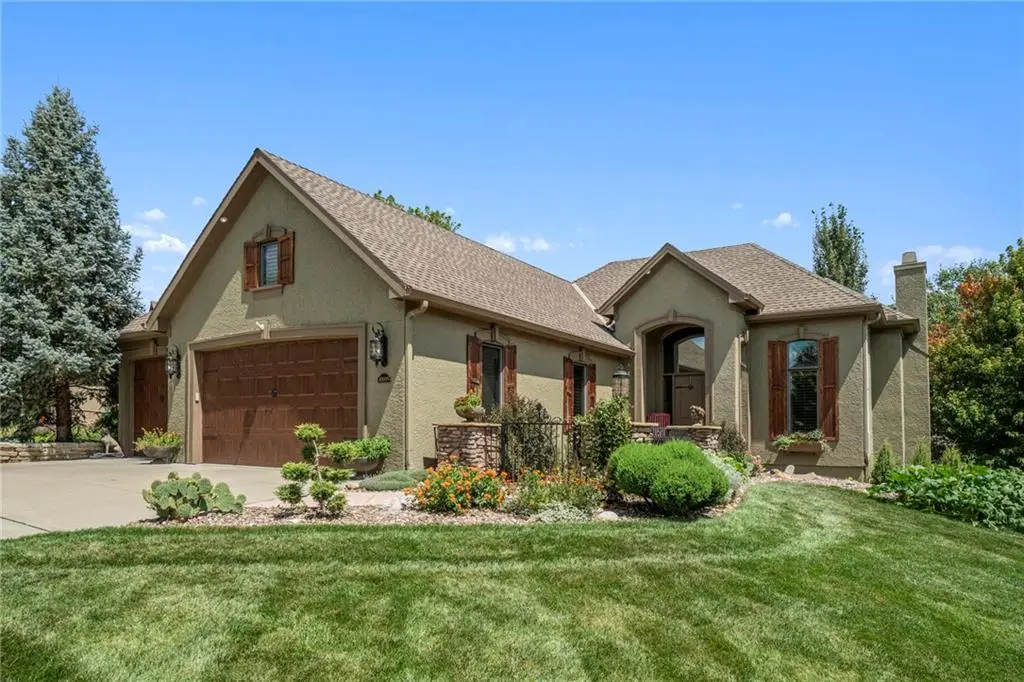 10009 N Euclid Avenue, Kansas City, MO 64155 - #1