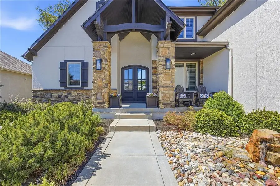 16218 Canterbury Road, Overland Park, KS 66085 - #3