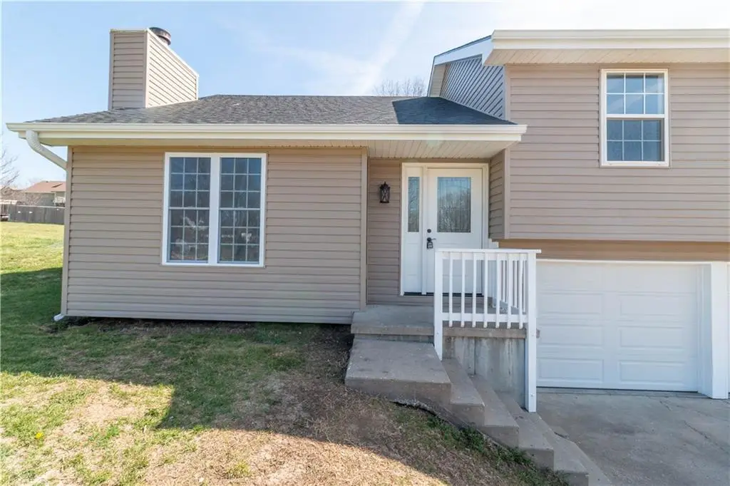 505 Santa Fe Drive, Gower, MO 64454 - #1