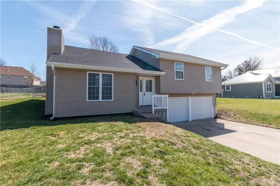 505 Santa Fe Drive, Gower, MO 64454 - #3