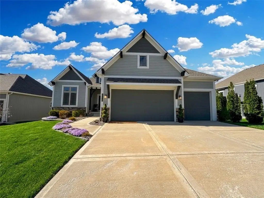 1100 SW Heather Drive, Lees Summit, MO 64081 - #1