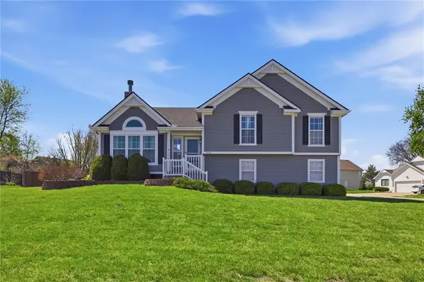 1016 NE Depot Drive, Lee's Summit, MO 64086