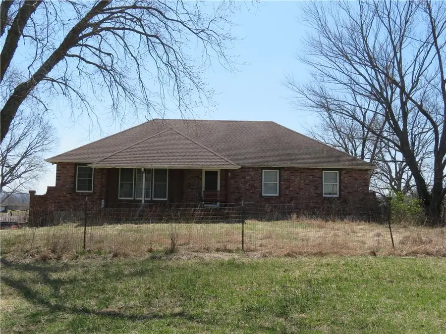 31393 W 287th Street, Paola, KS 66071 - #3