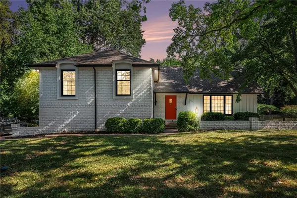 3322 W 95th Street, Leawood, KS 66206